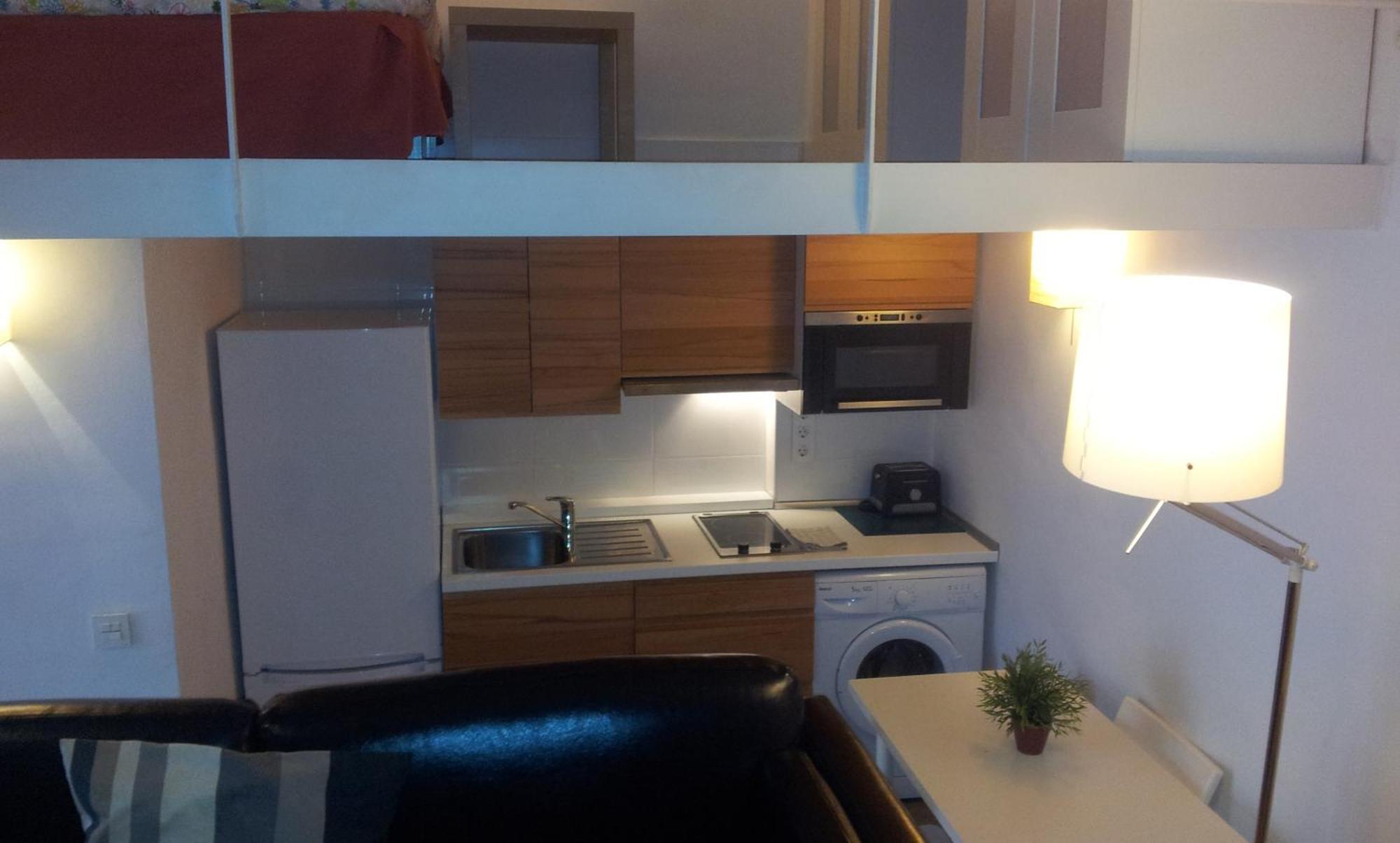 Apartamentos Clavero Málaga Oda fotoğraf