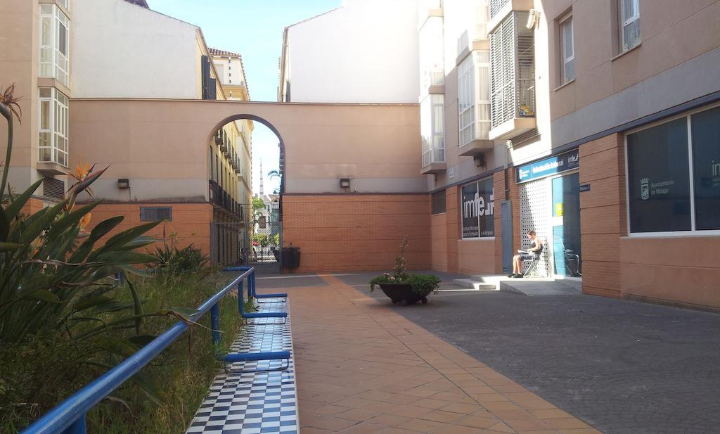 Apartamentos Clavero Málaga Dış mekan fotoğraf