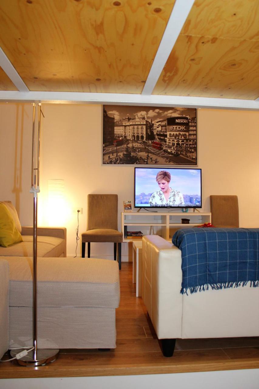 Apartamentos Clavero Málaga Dış mekan fotoğraf