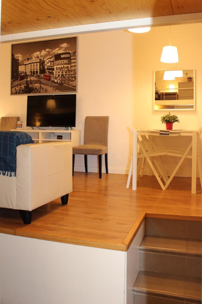 Apartamentos Clavero Málaga Dış mekan fotoğraf