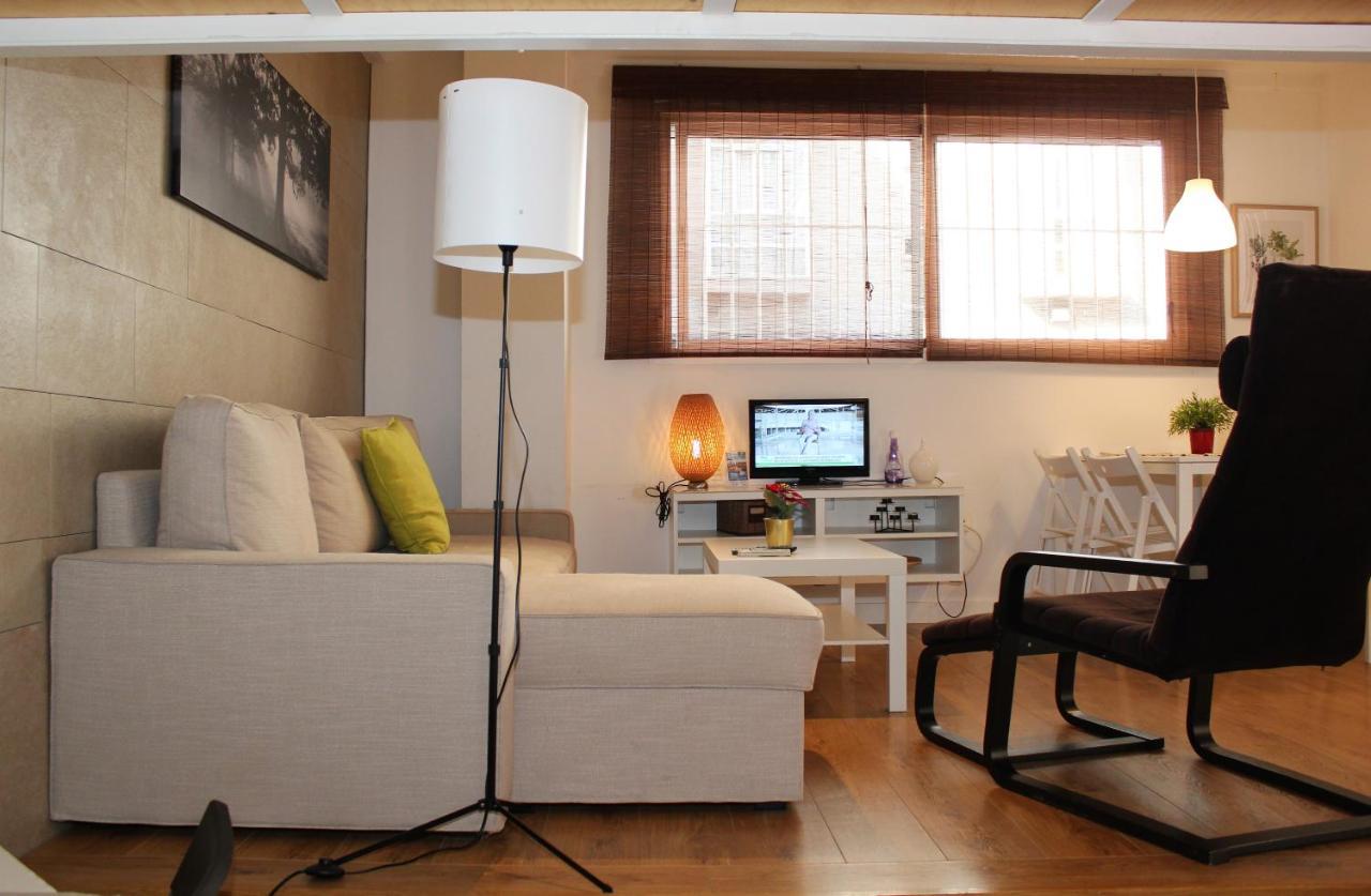 Apartamentos Clavero Málaga Dış mekan fotoğraf