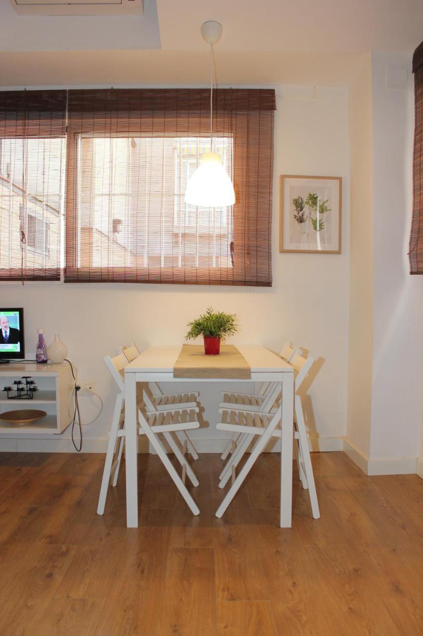 Apartamentos Clavero Málaga Dış mekan fotoğraf