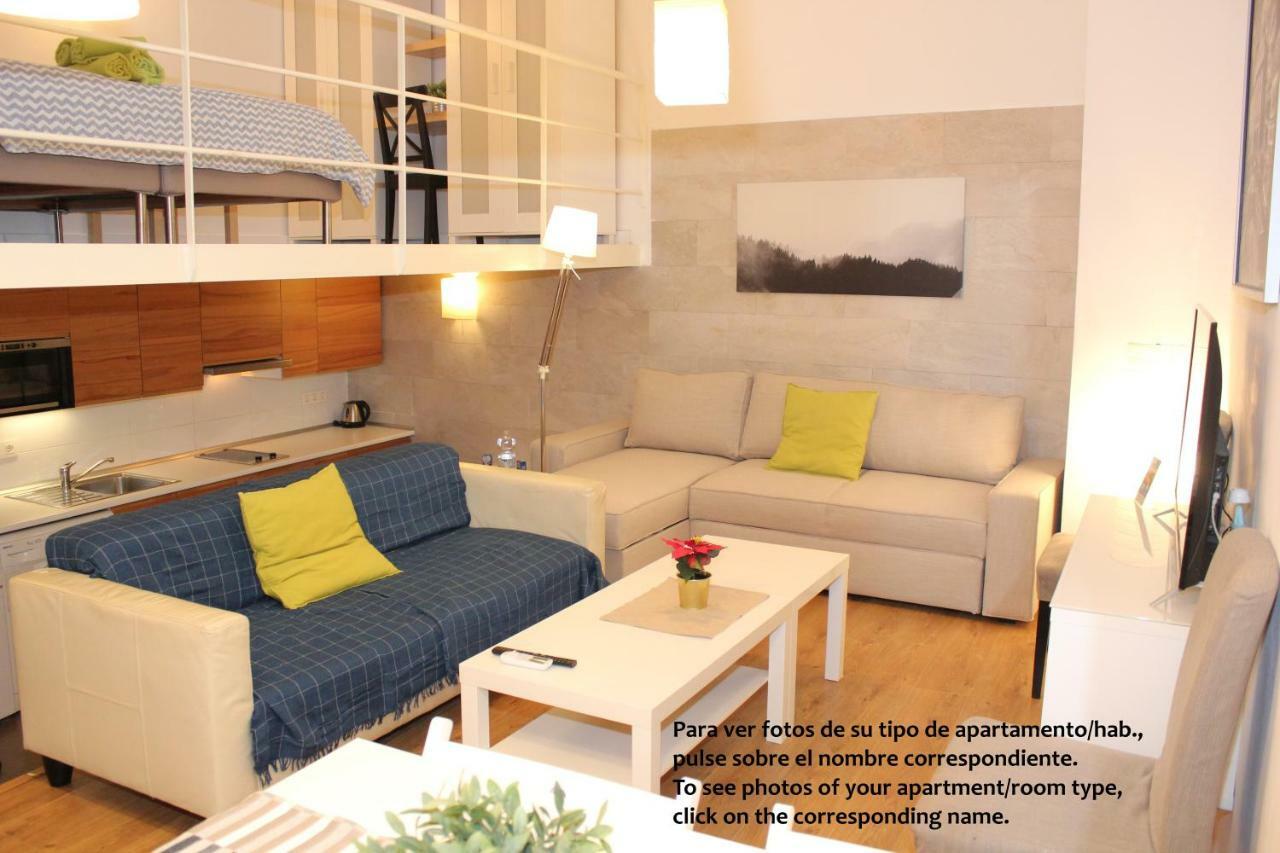 Apartamentos Clavero Málaga Dış mekan fotoğraf