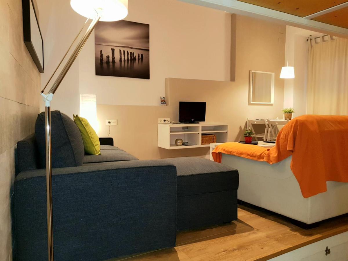 Apartamentos Clavero Málaga Dış mekan fotoğraf